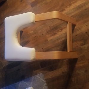 Feet Up Yoga Trainer